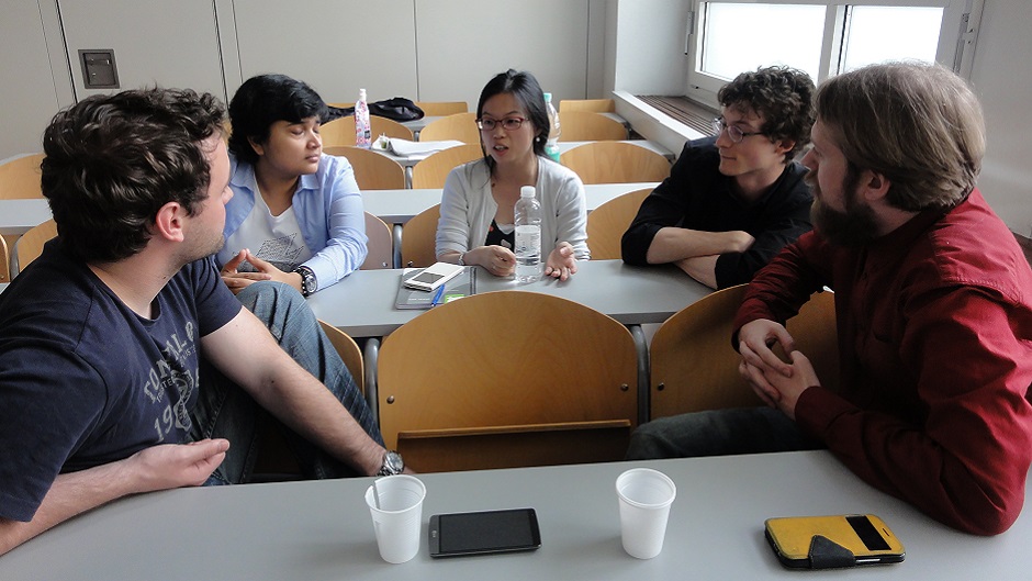 Discussions between cultures